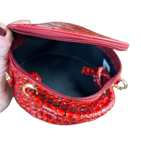 Red Croc Embossed Round Crossbody / Clutch Bag – Glossy Patent Faux - Picture 5 of 7